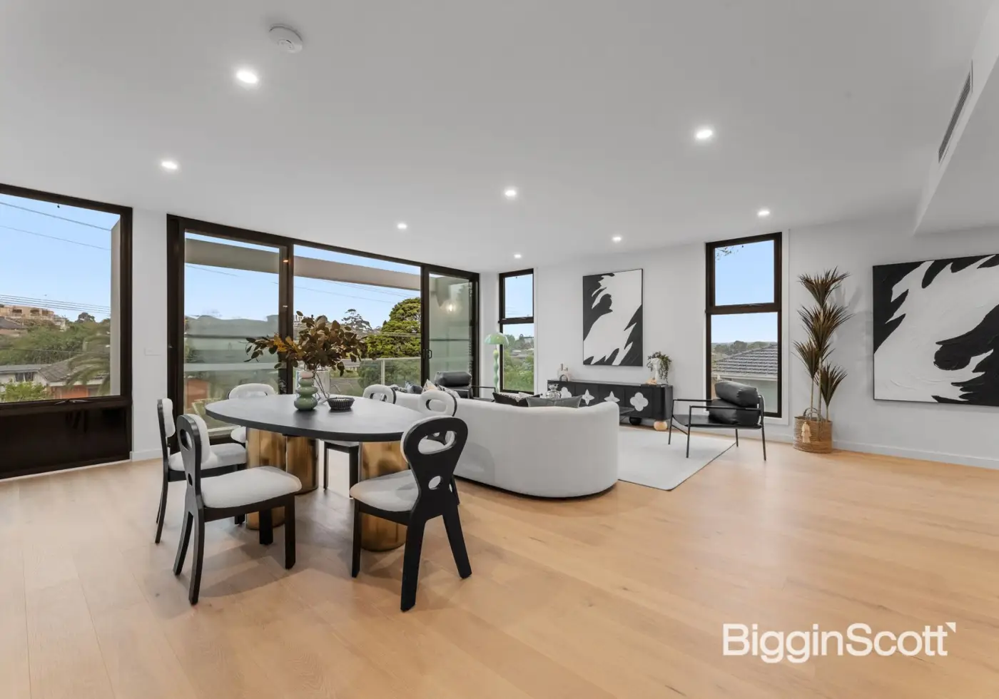 3/368 Manningham Road, Doncaster, VIC, Doncaster - Thumbnail 2