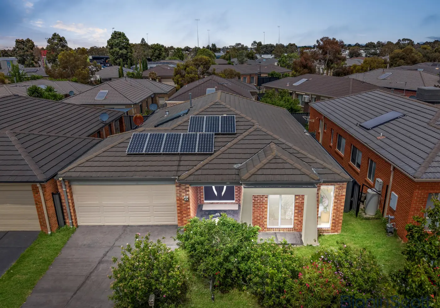 36 Hewett Drive, Point Cook, VIC, Point Cook - Thumbnail 2