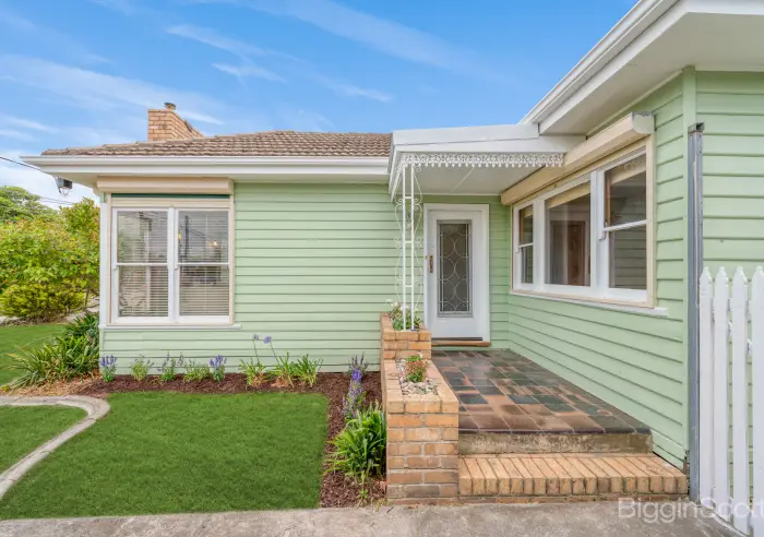 32 Delacey Street, Maidstone, VIC, Maidstone - Thumbnail 3