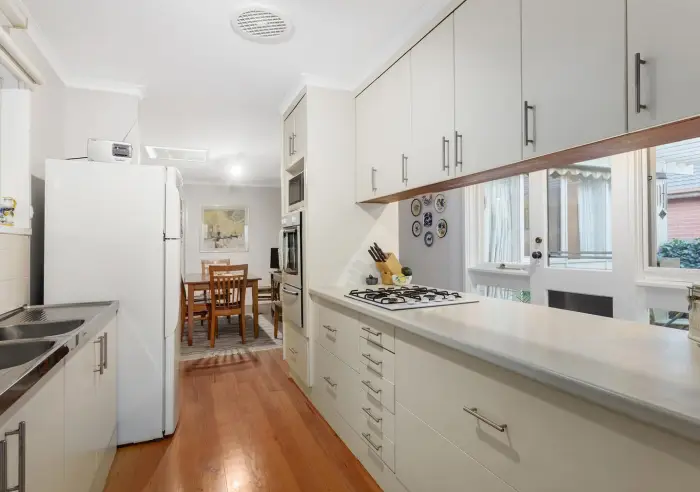 56 Westlands Road, Glen Waverley, VIC, Glen Waverley - Thumbnail 4
