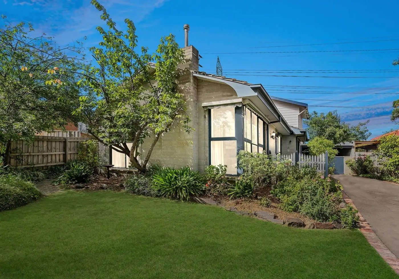 76 Wilga Street, Mount Waverley, VIC, Mount Waverley - Thumbnail 2