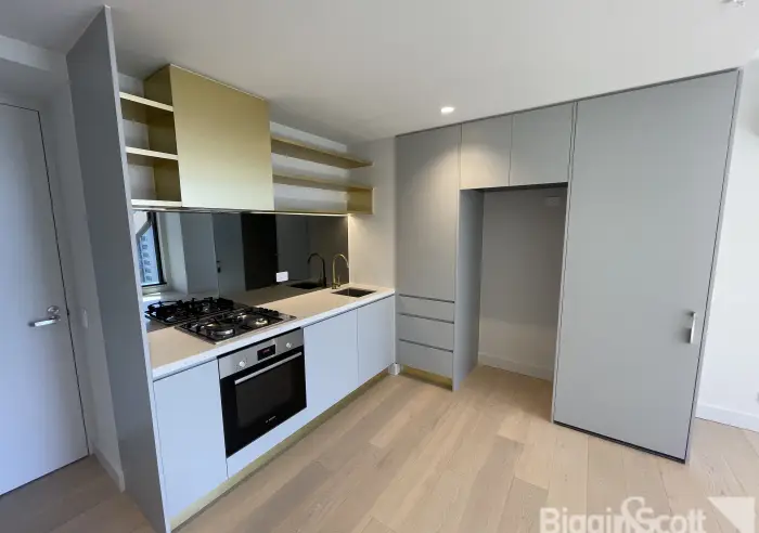 2304/318 Queen Street, Melbourne, VIC, Melbourne - Thumbnail 4