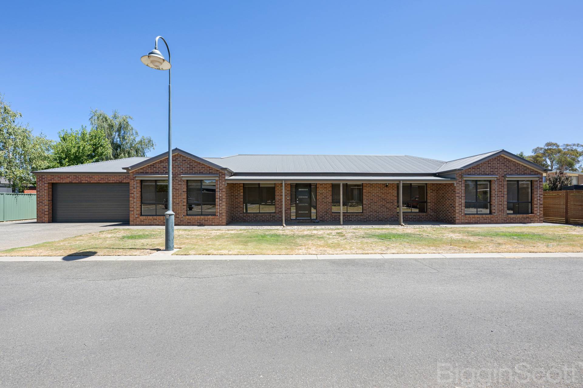 5 Therese Court, Miners Rest VIC 3352