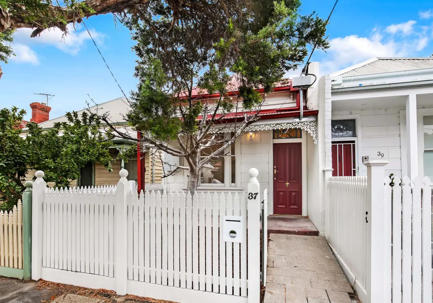 37 Victoria Grove, Brunswick, VIC, Brunswick - Thumbnail 2