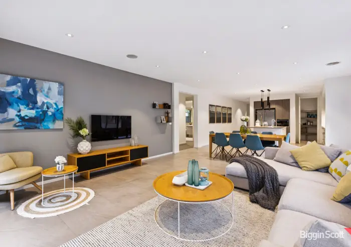 14 Whitfield Crescent, Craigieburn, VIC, Craigieburn - Thumbnail 5