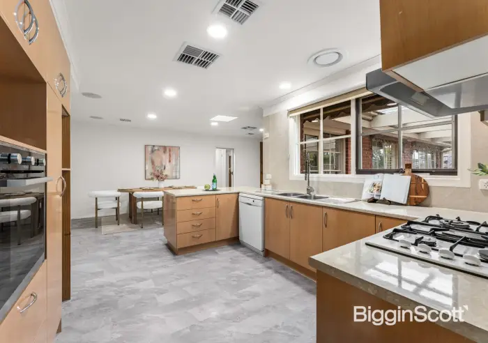 7 Bronte Rise, Templestowe, VIC, Templestowe - Thumbnail 5