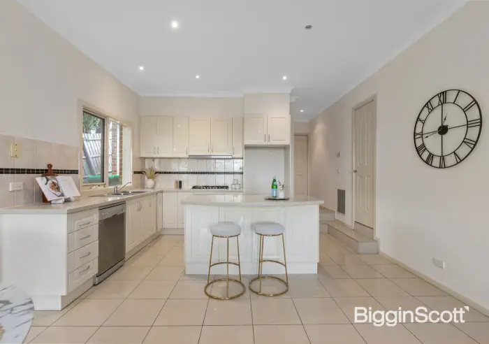 1/1 Arnold Grove, Doncaster, VIC, Doncaster - Thumbnail 5