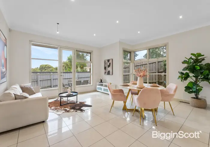 1/1 Arnold Grove, Doncaster, VIC, Doncaster - Thumbnail 4