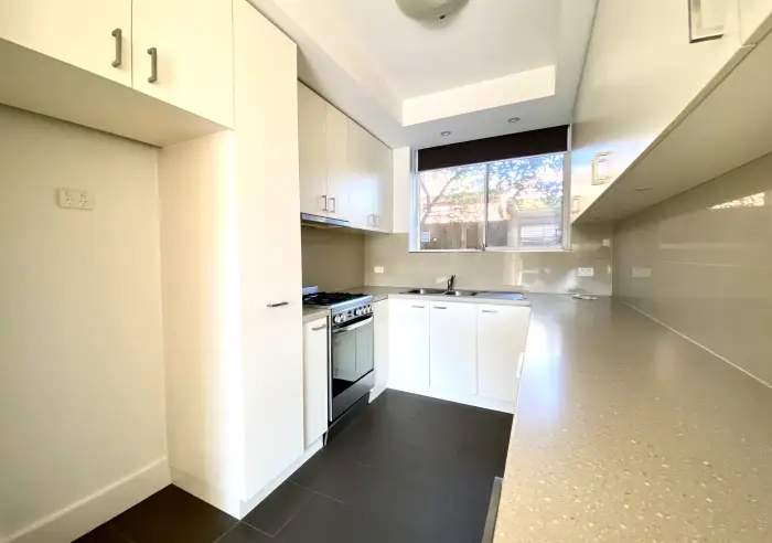 2/35 Grice Crescent, Essendon, VIC, Essendon - Thumbnail 4