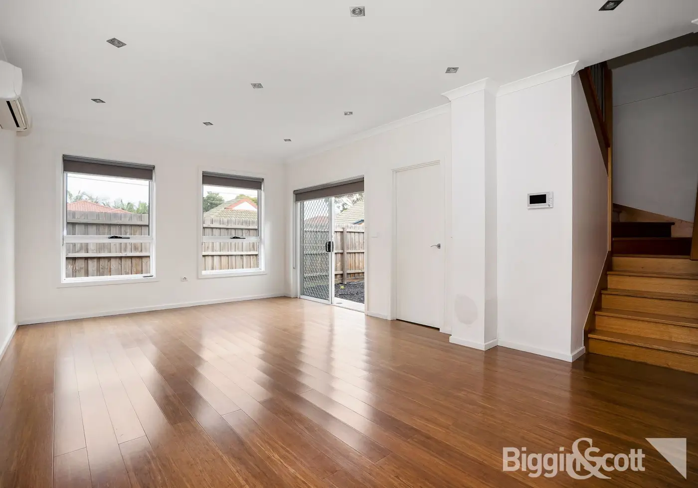3/12 Essex St, Pascoe Vale, VIC, Pascoe Vale - Thumbnail 2