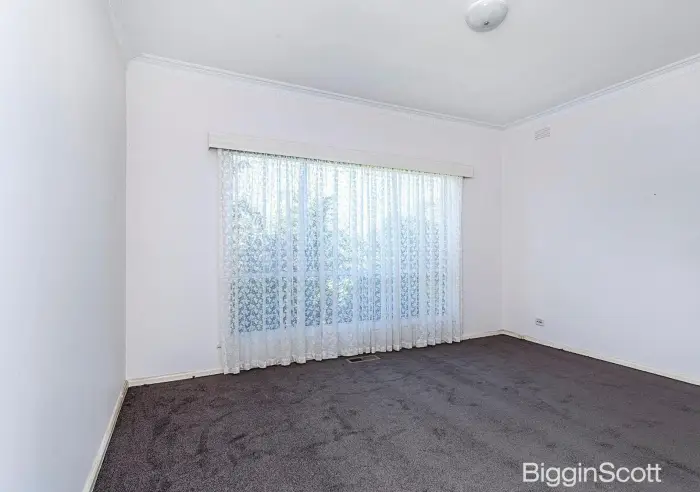 2 Arnold Street, Mount Waverley, VIC, Mount Waverley - Thumbnail 5