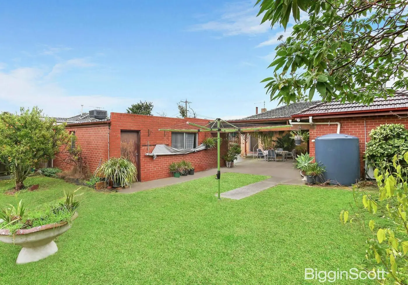 2 Arnold Street, Mount Waverley, VIC, Mount Waverley - Thumbnail 2