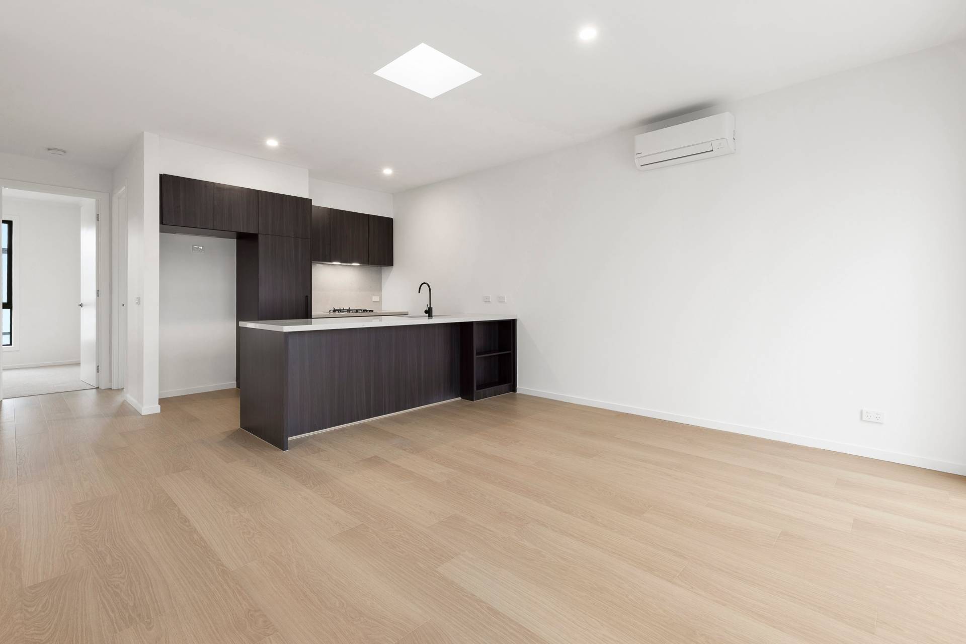 10 Dayspring Path, Wollert VIC 3750