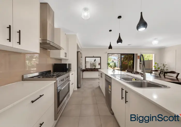 897 Leakes Road, Tarneit, VIC, Tarneit - Thumbnail 5