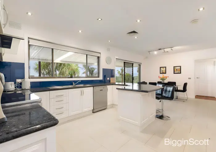941-943 Ferntree Gully Road, Wheelers Hill, VIC, Wheelers Hill - Thumbnail 4