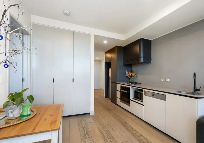 808/33 Judd Street, Richmond, VIC, Richmond - Thumbnail 3