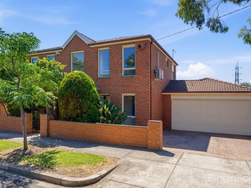 Prime Riverside Living in the Heart of Maribyrnong