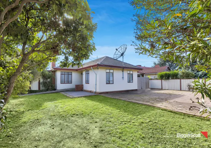 44 Cathcart Street, Maidstone, VIC, Maidstone - Thumbnail 3