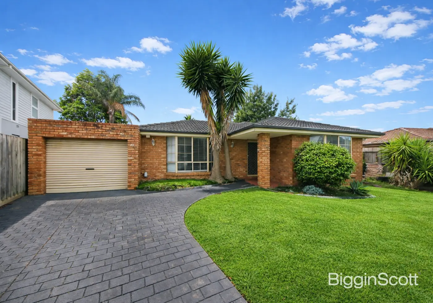 225 Dandelion Drive, Rowville, VIC, Rowville - Thumbnail 2