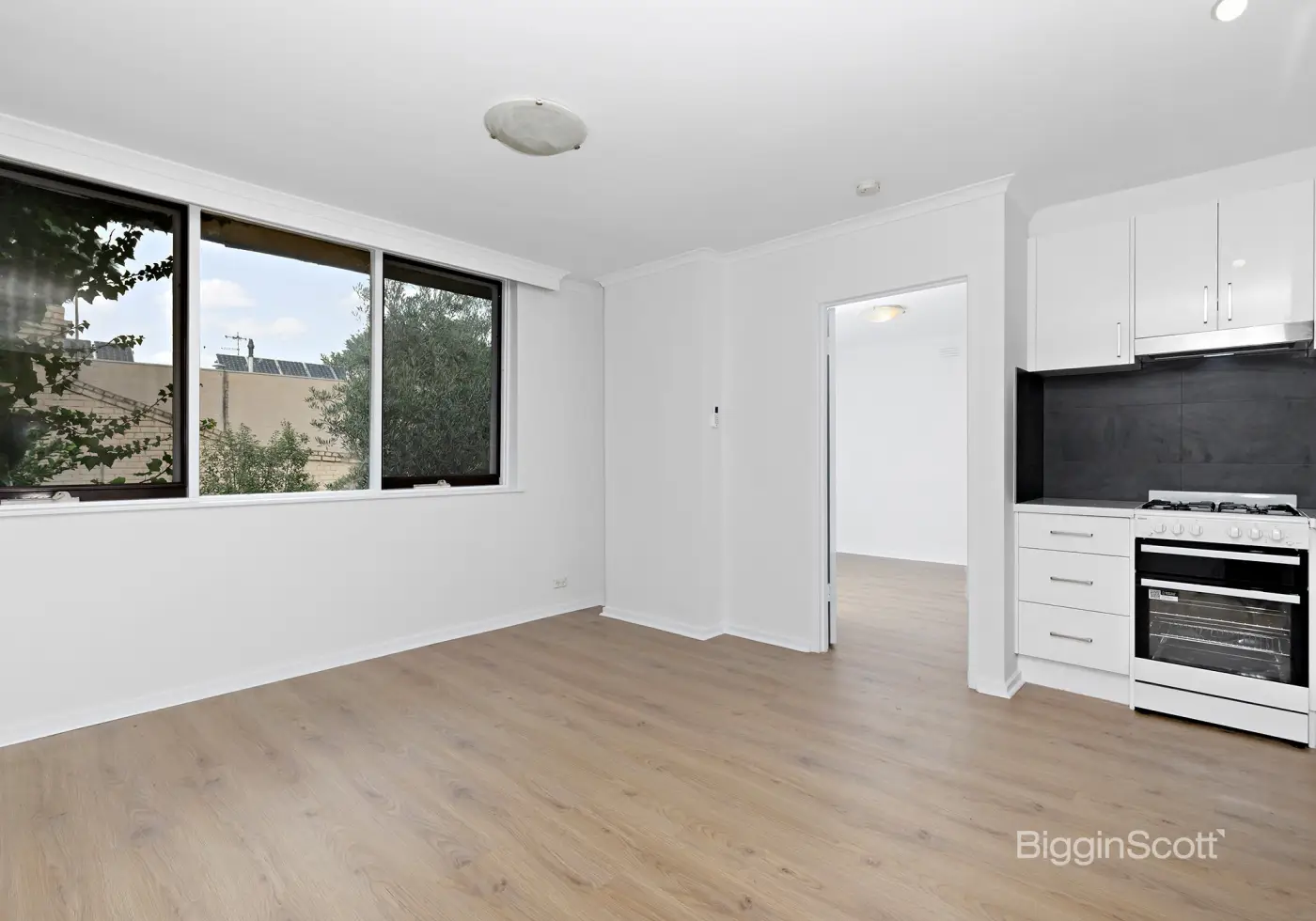 9/92 Charles St, Abbotsford, VIC, Abbotsford - Thumbnail 2