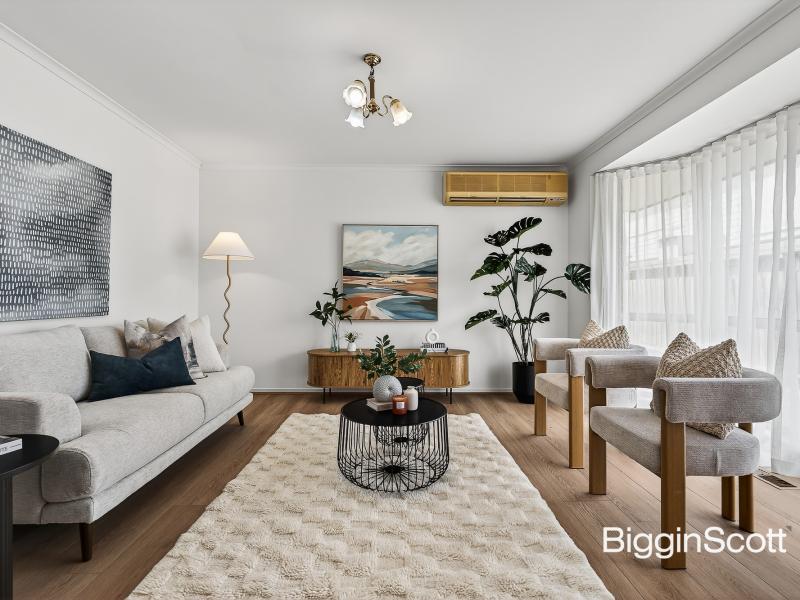 LIGHT AND AIRY LIFESTYLE DESIGN IN BRENTWOOD SECONDARY ZONE!