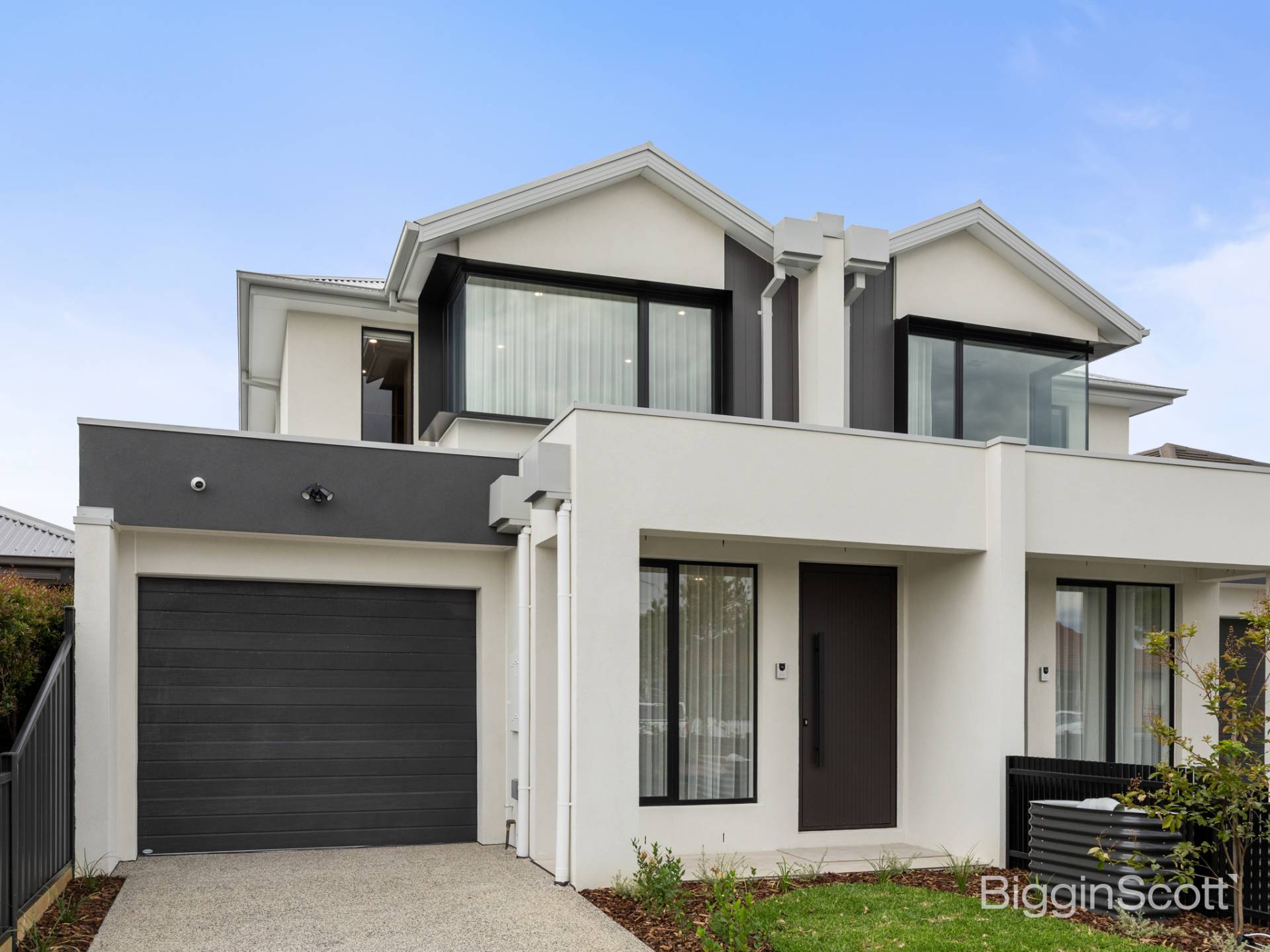 34 Macdonald Avenue, Altona North - Thumbnail 2