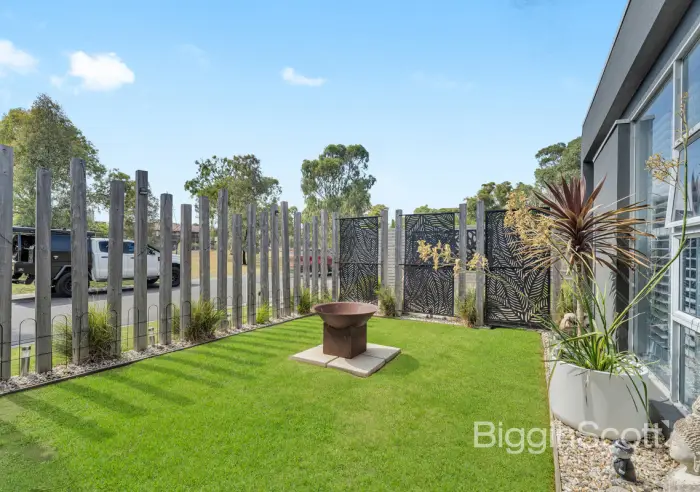 11 Tyrrell Terrace, Waterways, VIC, Waterways - Thumbnail 4