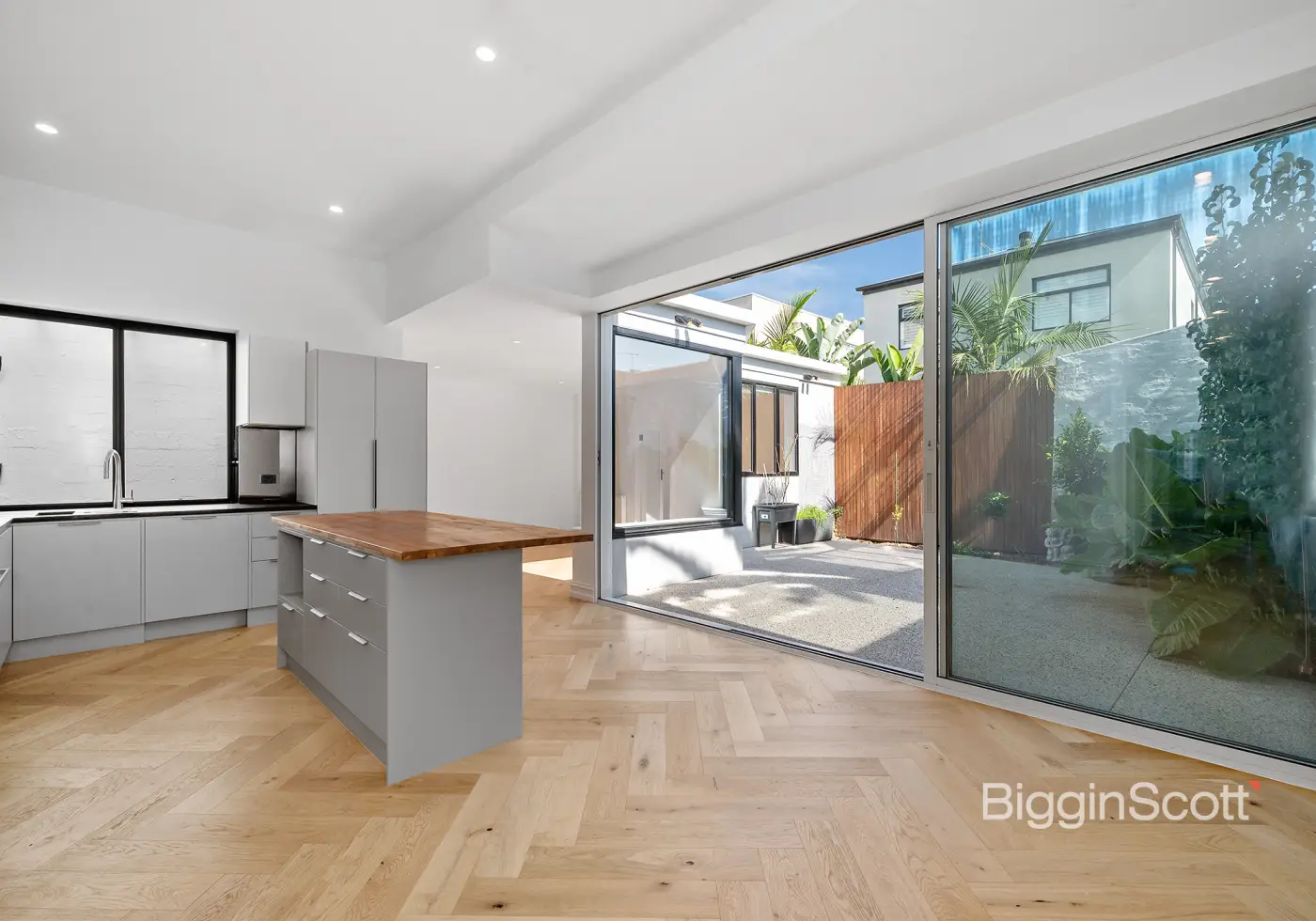 84 Duke Street, Richmond, VIC, Richmond - Thumbnail 2