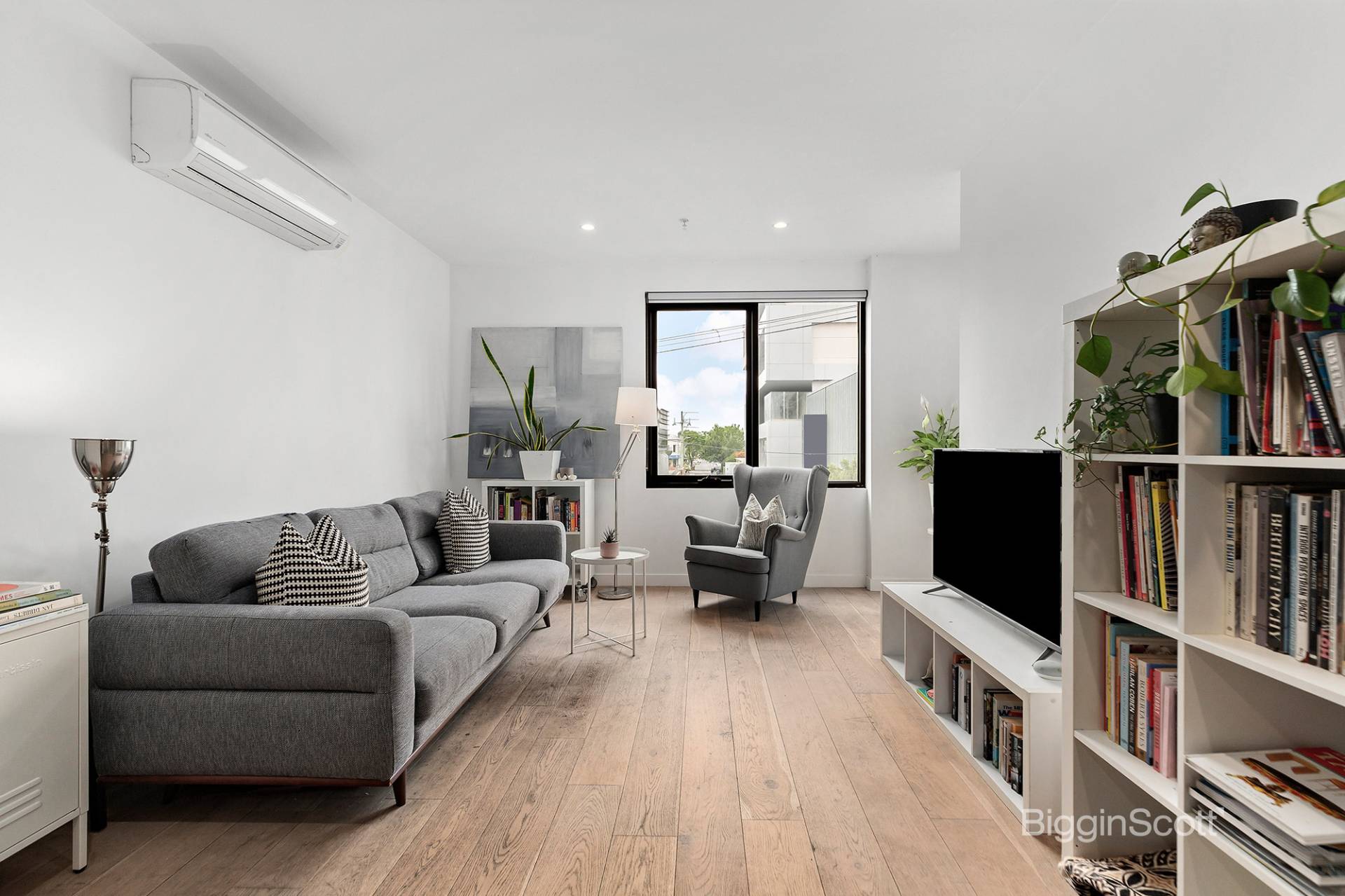108/10 Bromham Place, Richmond - Thumbnail 2