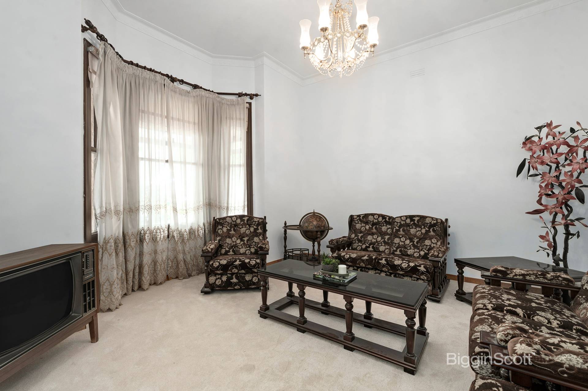 30 Elm Grove, Richmond - Image 1