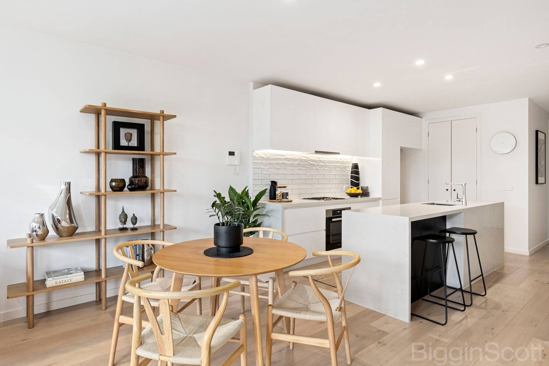 4/129-133 Ormond Esplanade, Elwood VIC 3184, Elwood - Thumbnail 2