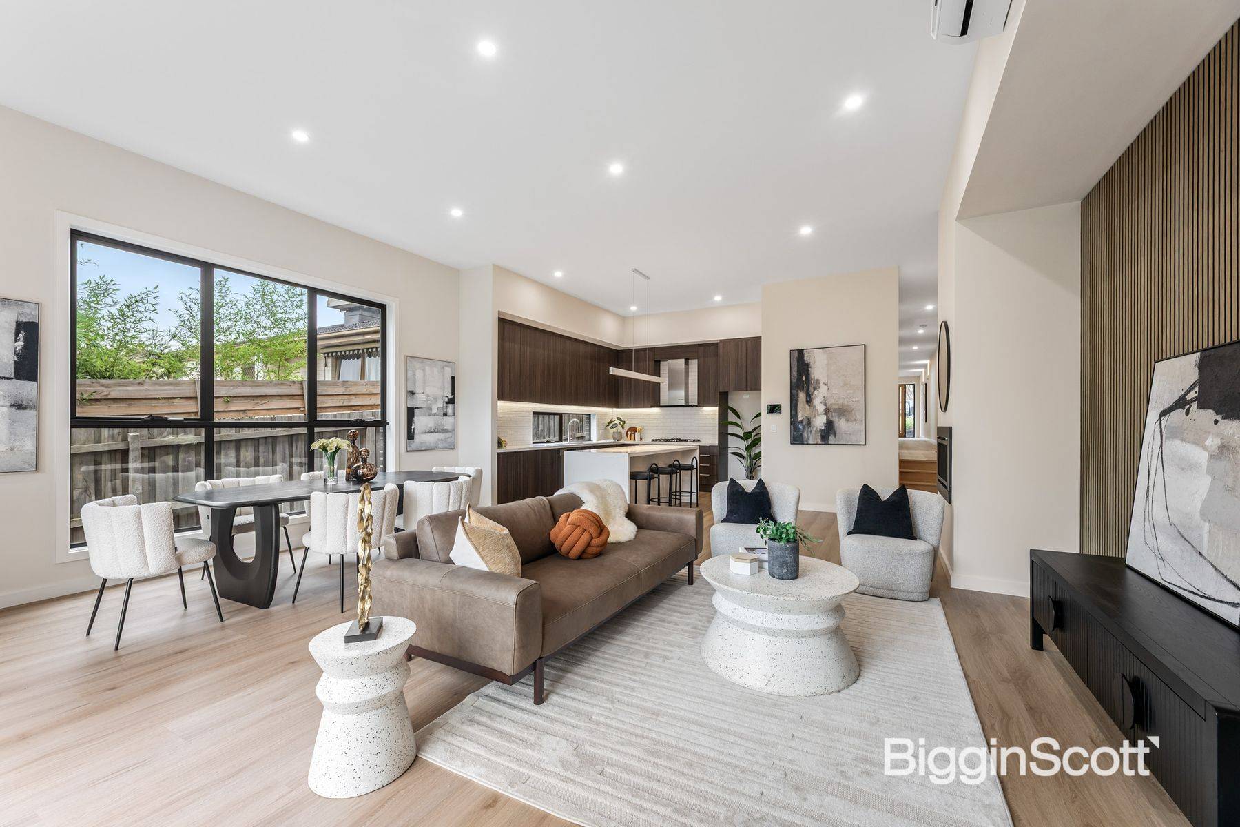 16 Robyn Street, Doncaster VIC 3108, Doncaster - Thumbnail 3
