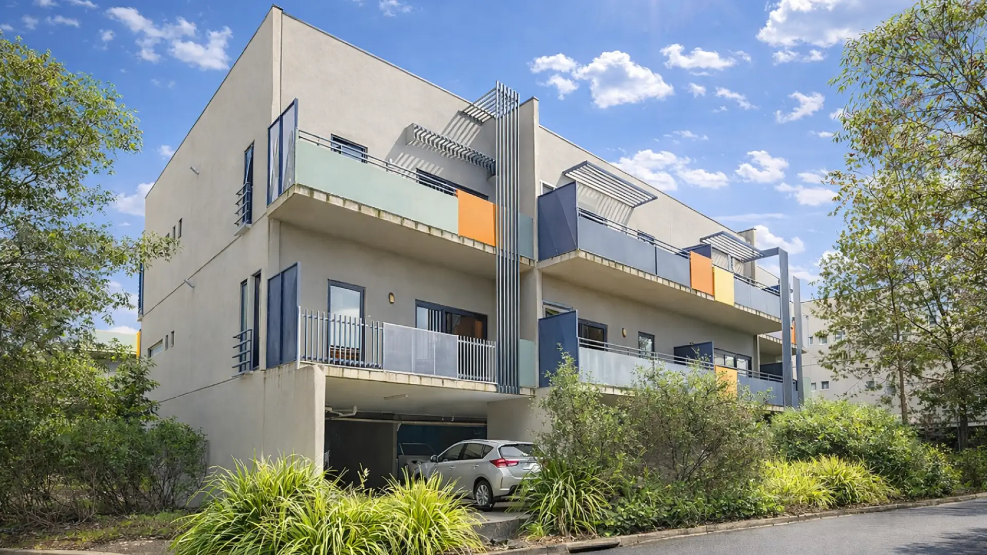 2/1 Eucalyptus Mews, Notting Hill, VIC, Notting Hill - Thumbnail 2