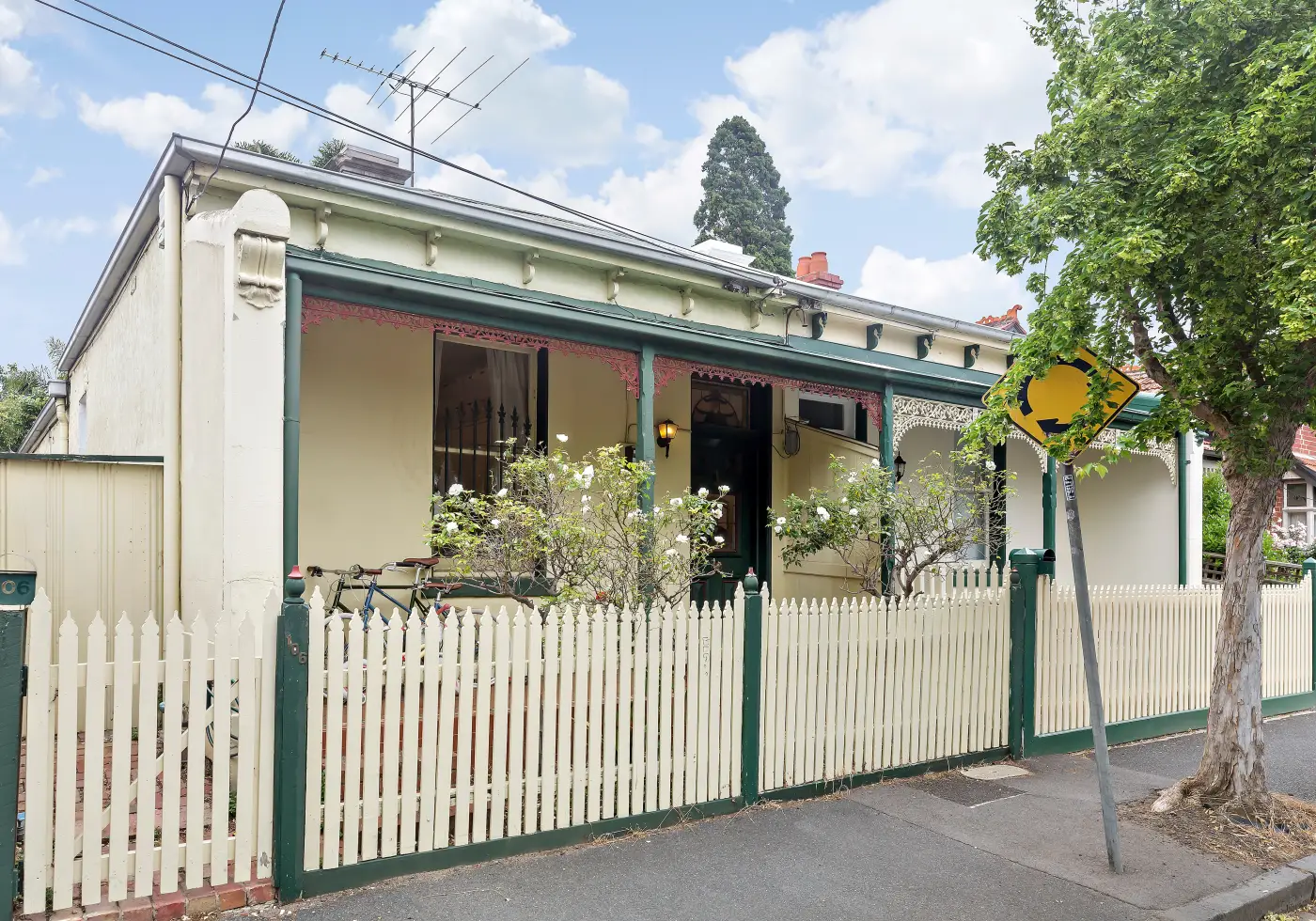 106 Peel Street, Windsor, VIC, Windsor - Thumbnail 2