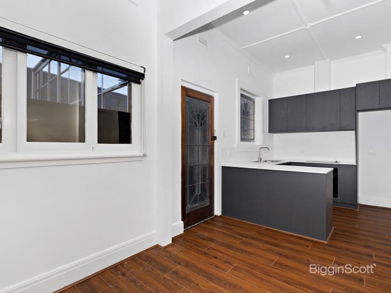 Newly Renovated 2 Bedroom with Large Study Opposite Westfield Reserve