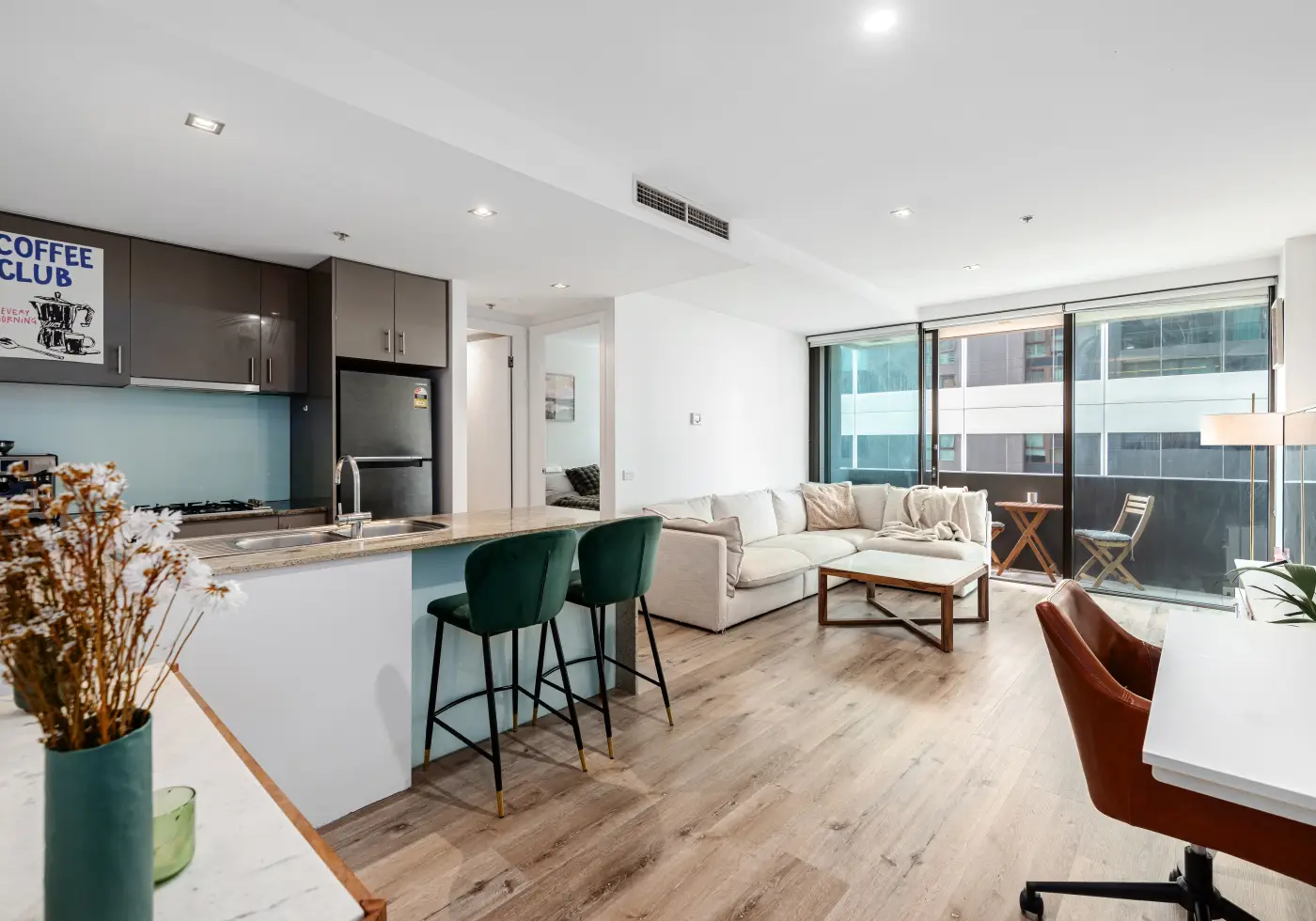 503/480 St Kilda Road, Melbourne, VIC, Melbourne - Thumbnail 2