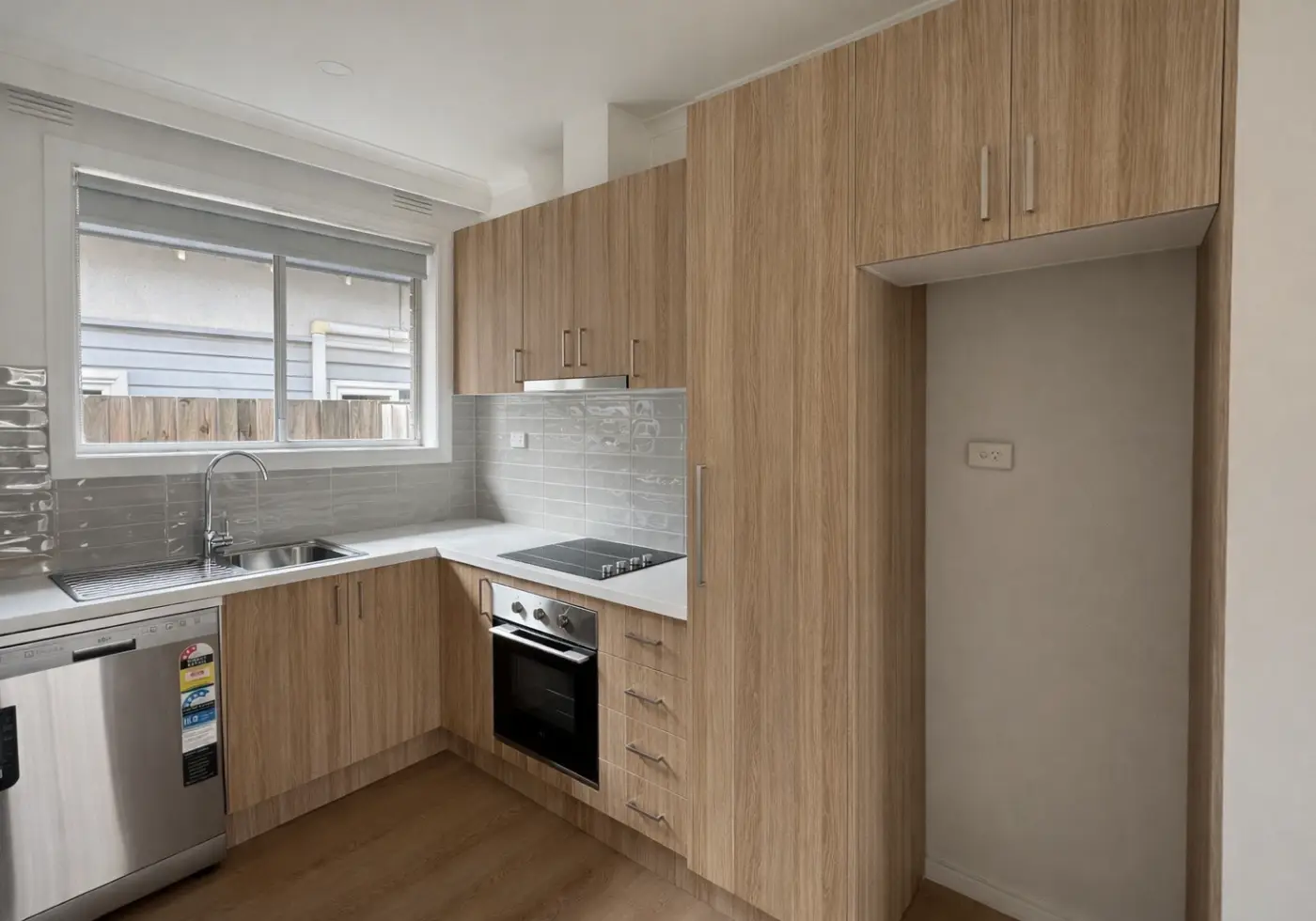 3/9 Larnoo Avenue, Brunswick West, VIC, Brunswick West - Thumbnail 2