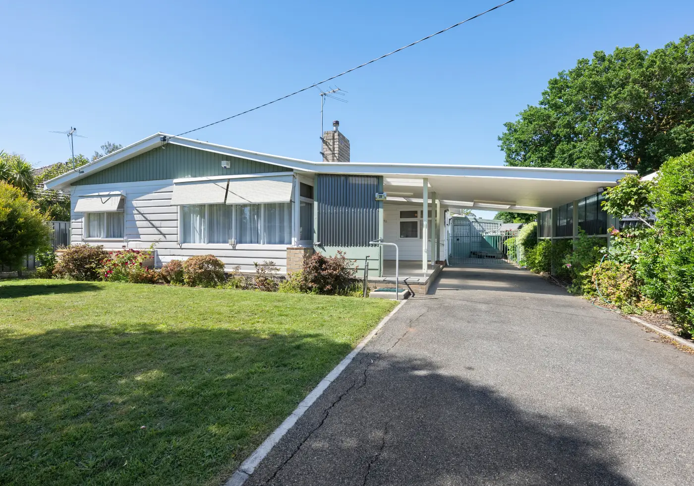 29 Lawrence Street, Alfredton, VIC, Alfredton - Thumbnail 2