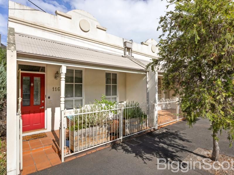 Two Bedrooms, Optional Third, Prime Port Melbourne Location