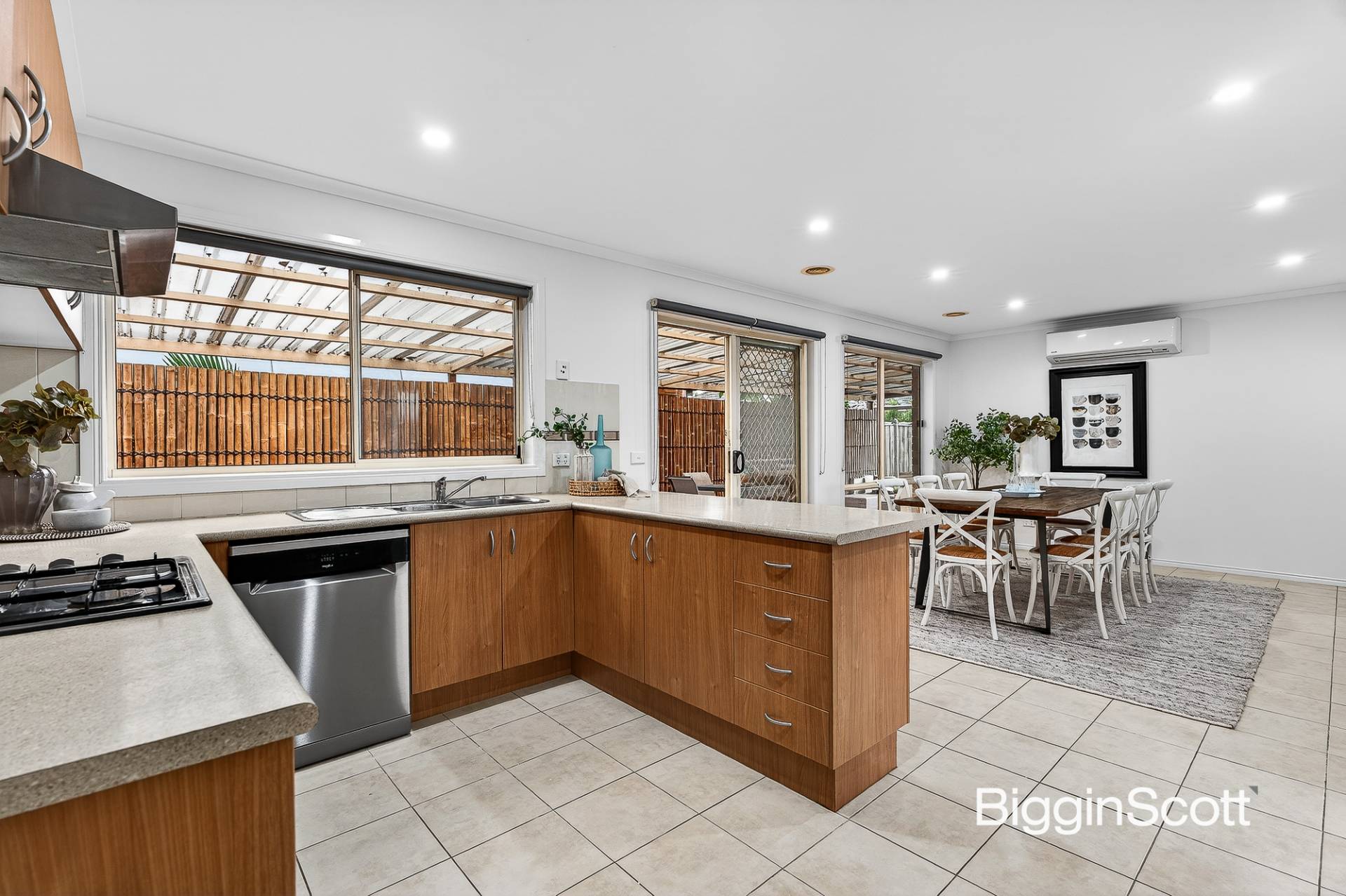 106 Ridgemont Drive, Berwick VIC 3806, Berwick - Thumbnail 4