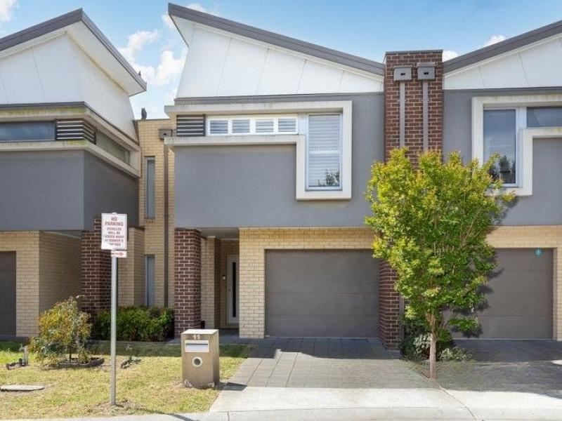 Effortless Living in the Heart of Point Cook