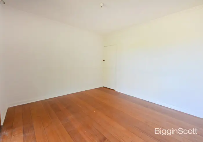 33 Glencairn Street, Mulgrave, VIC, Mulgrave - Thumbnail 5