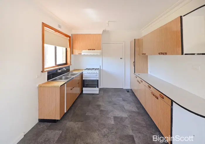 33 Glencairn Street, Mulgrave, VIC, Mulgrave - Thumbnail 4