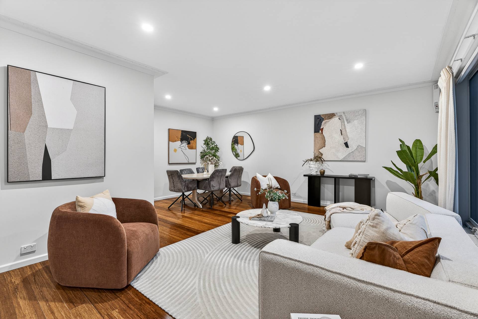 47 Folkestone Road, Glen Waverley VIC 3150, Glen Waverley - Thumbnail 2
