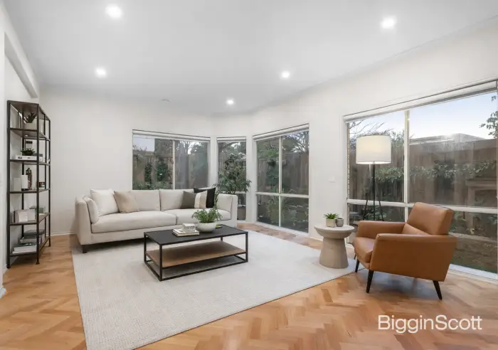 14 Holmes Way, Glen Waverley, VIC, Glen Waverley - Thumbnail 4
