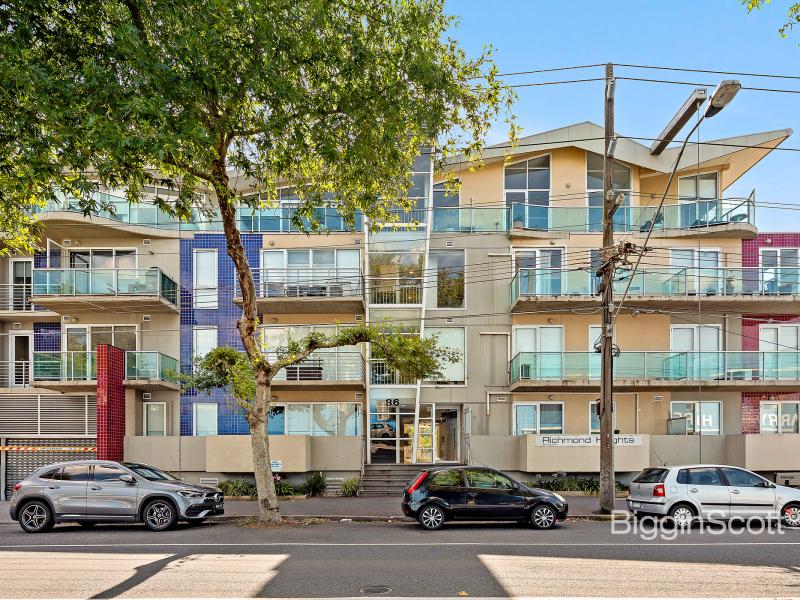 Boutique Living, Big Lifestyle – Near Victoria Gardens & Trams