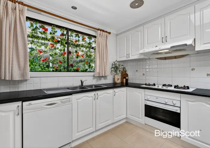 5 Fuchsia Court, Wheelers Hill, VIC, Wheelers Hill - Thumbnail 6