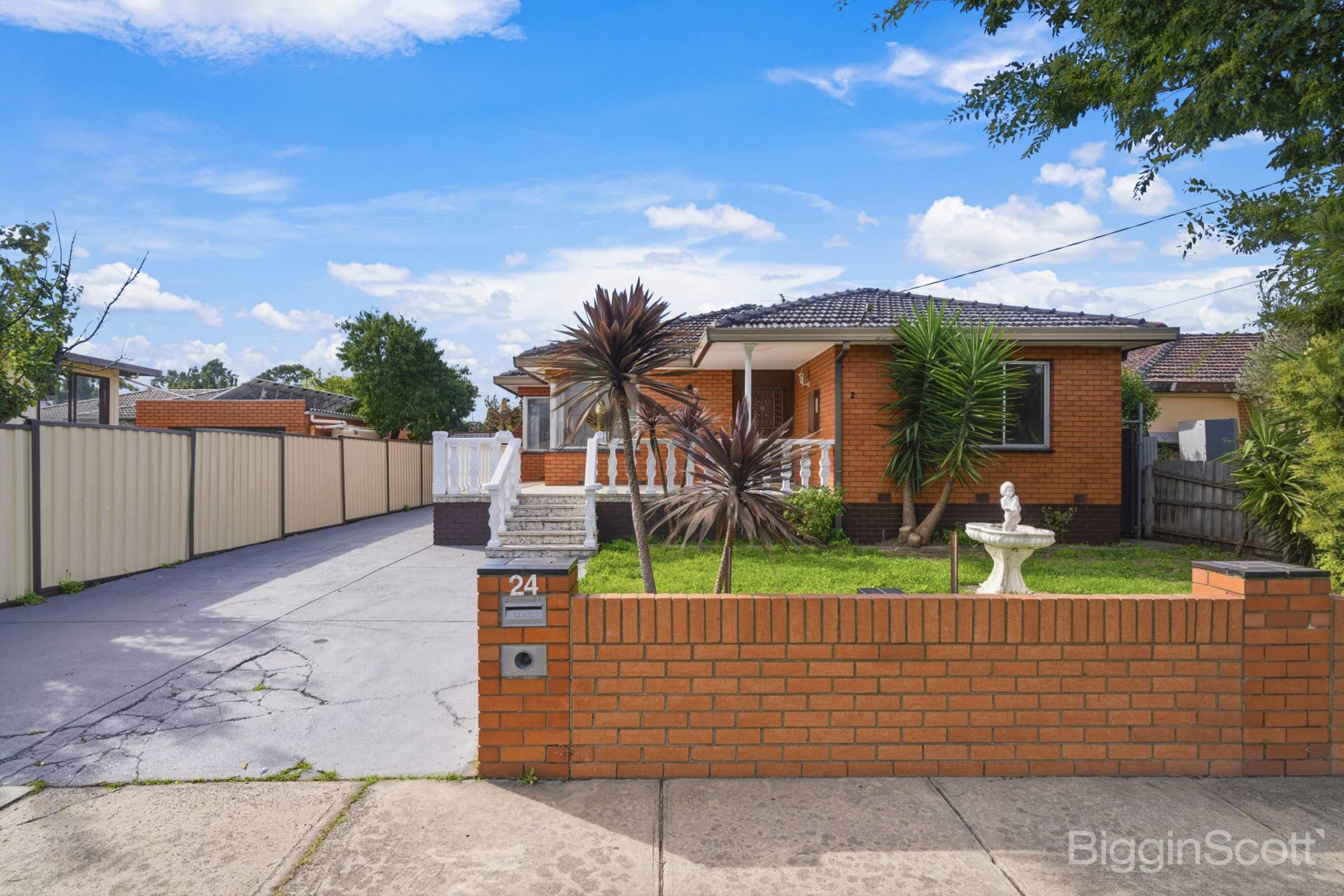 24 Simpson Street, Thomastown VIC 3074