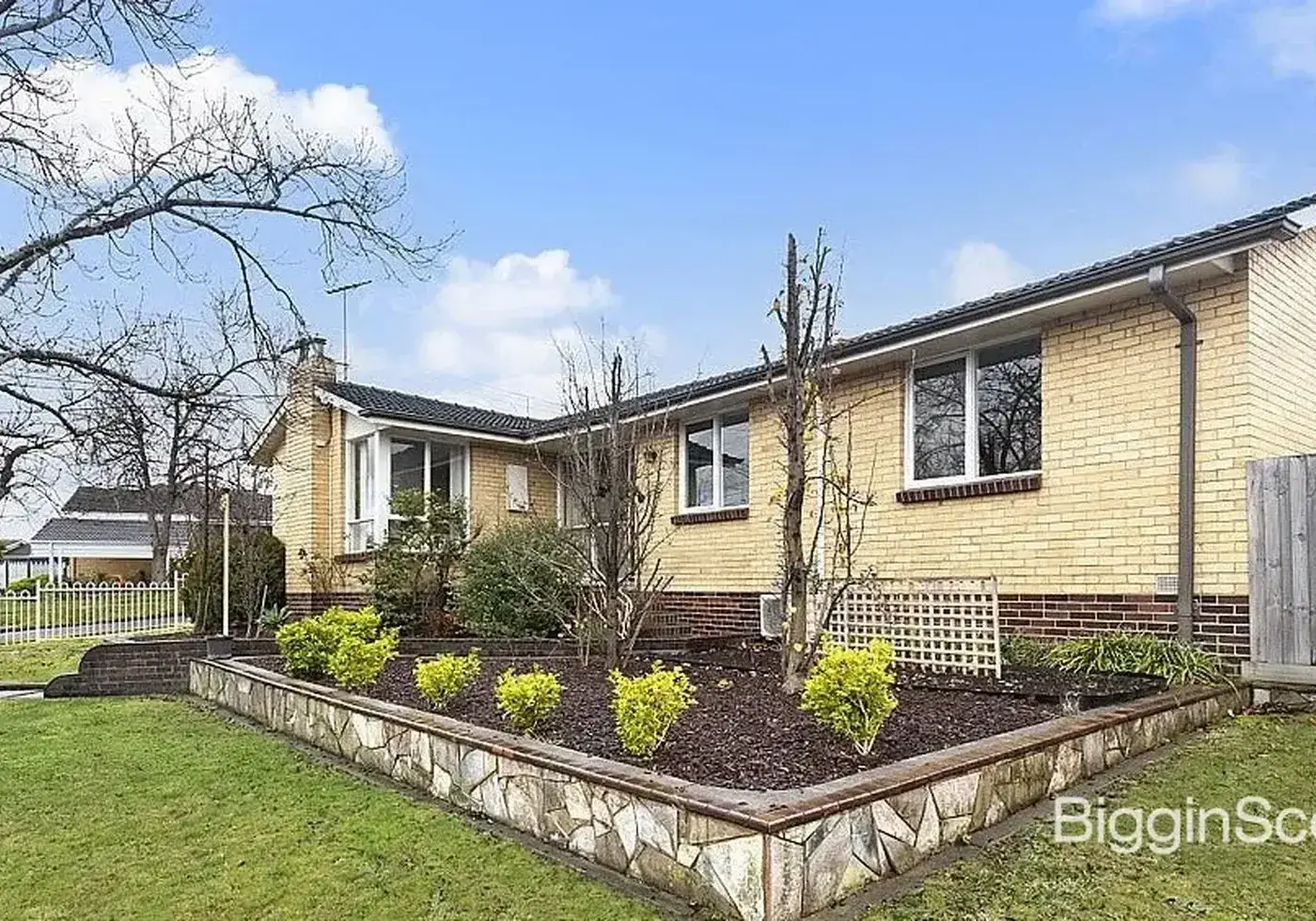 31 Damon Road, Mount Waverley, VIC, Mount Waverley - Thumbnail 2