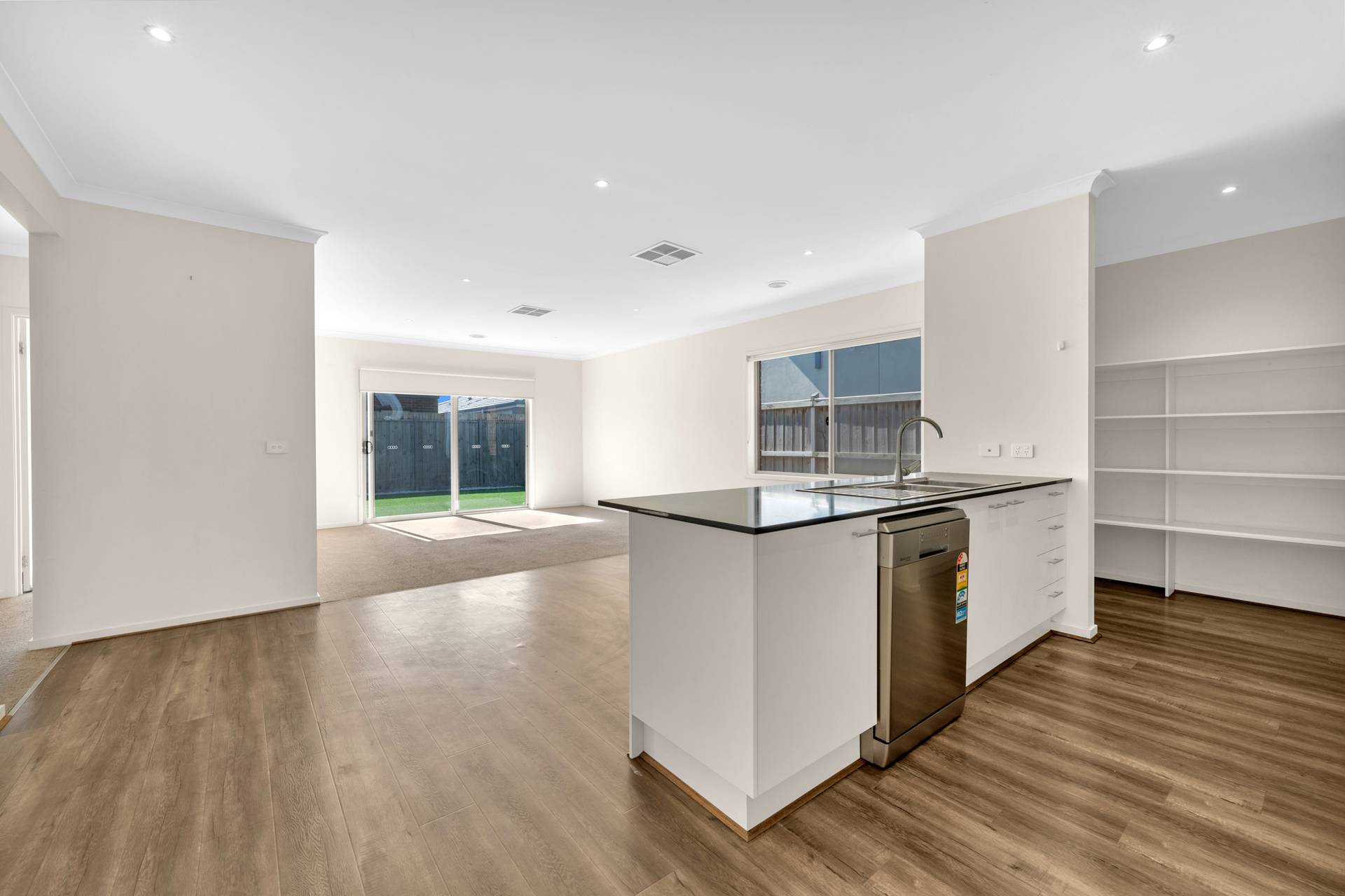 8  Centurion Avenue, Tarneit VIC 3029, Tarneit - Thumbnail 4